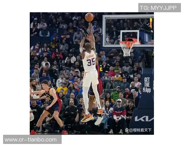 KD强调球星传球的重要性对球队信心的积极影响 KD强调球星传球的重要性对球队信心的积极影响