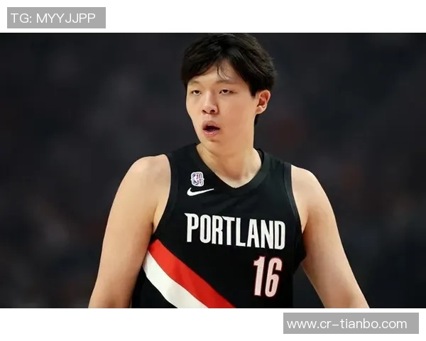 杨瀚森首节短暂出场表现平平仅得1篮板无得分贡献