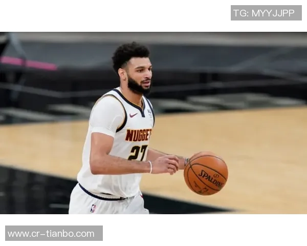 布朗强调需持续为A西蒙斯创造进攻空间其适应替补角色表现出色 布朗强调需持续为A西蒙斯创造进攻空间其适应替补角色表现出色